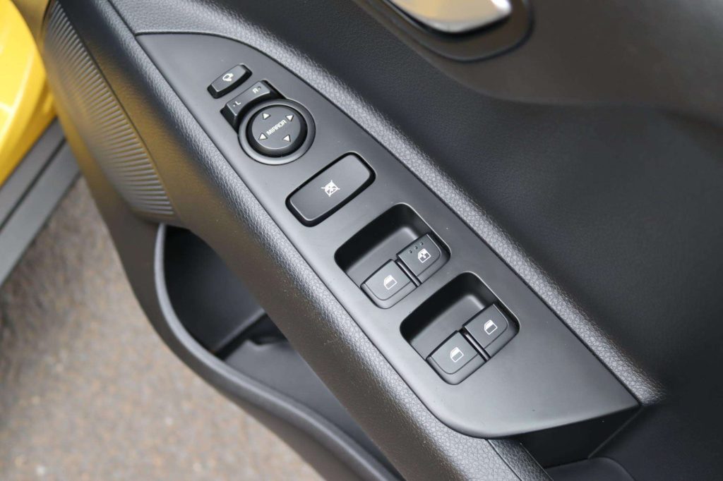 Kia Stonic VU22 GRF